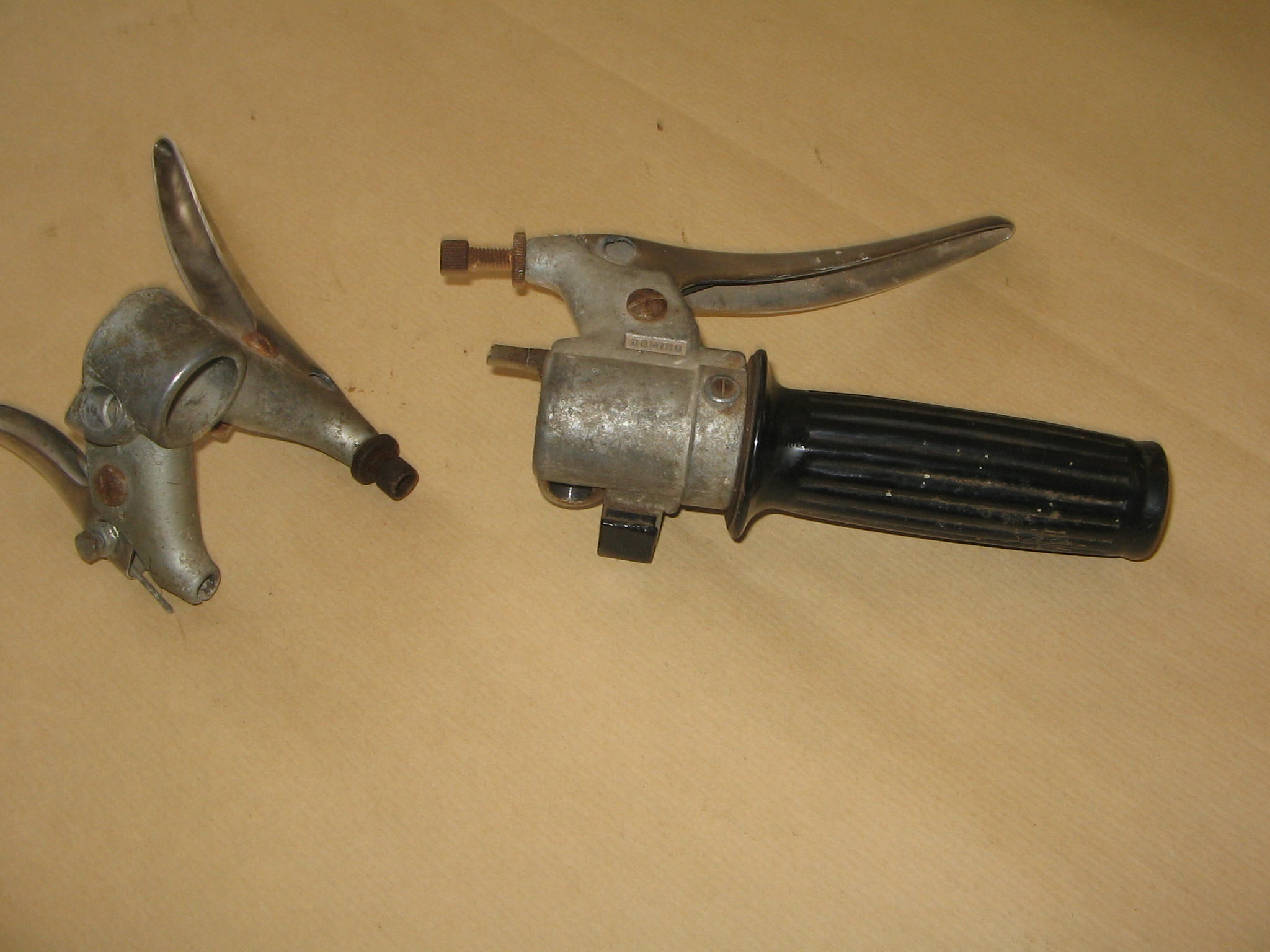 COMANDI CICLOMOTORE USATI CMQ SANI N.2.041